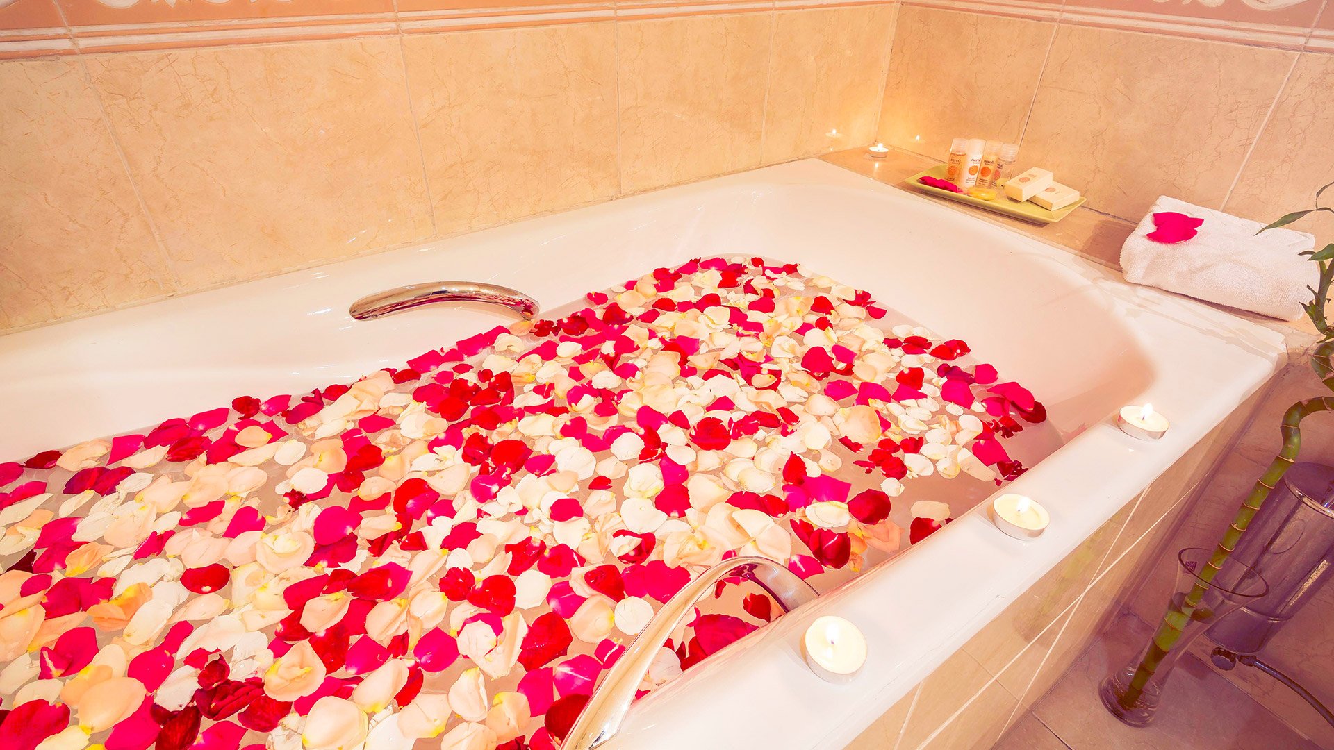Luxurious beth Room - cheap hotel casablanca, Hotel centre ville casablanca, hotel Idou Anfa